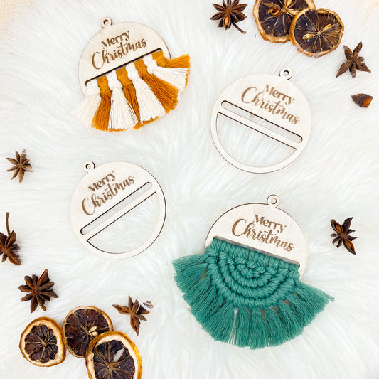 2pcs - Laser Cut Merry Christmas Round Ornament For Christmas Tree