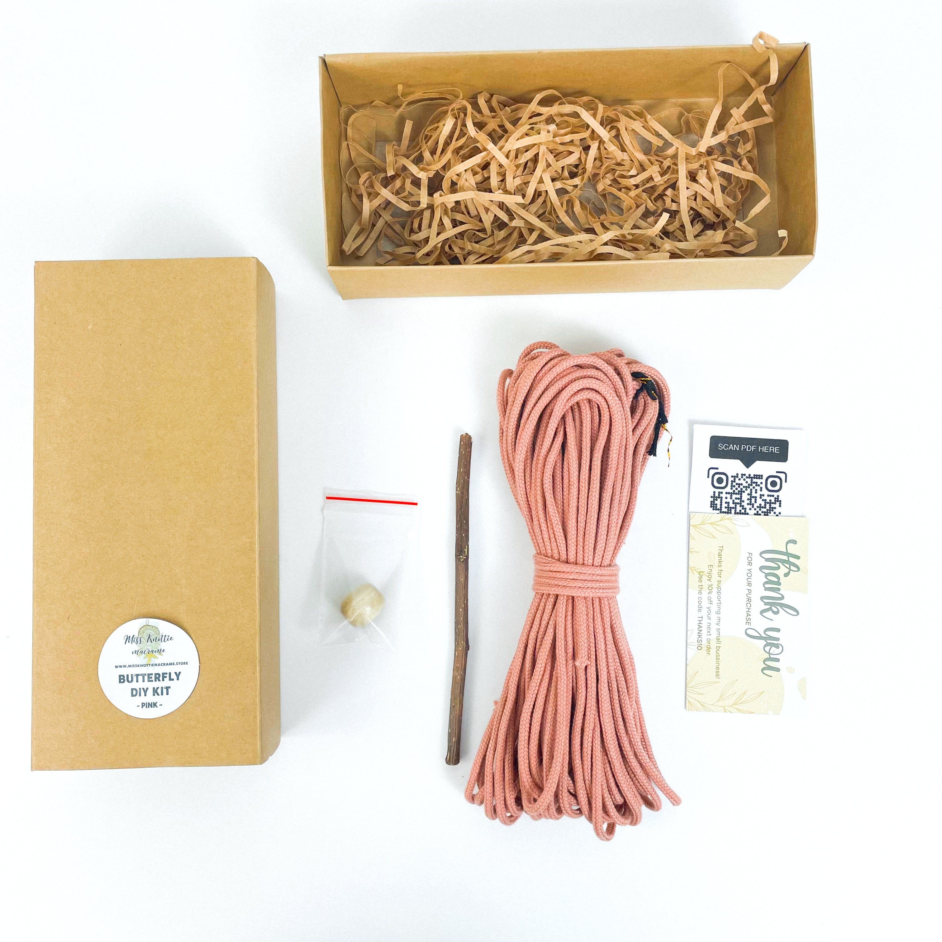 Kit fai da te - Macrame Butterfly Plant Hanger - Crea il tuo kit