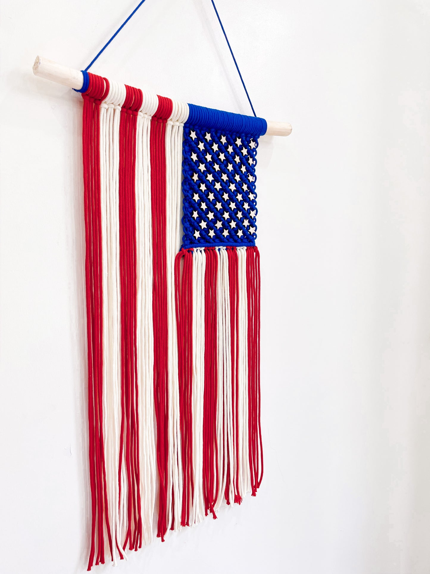 Macrame U.S.A Flag - Video Instructions and PDF Knot Guide