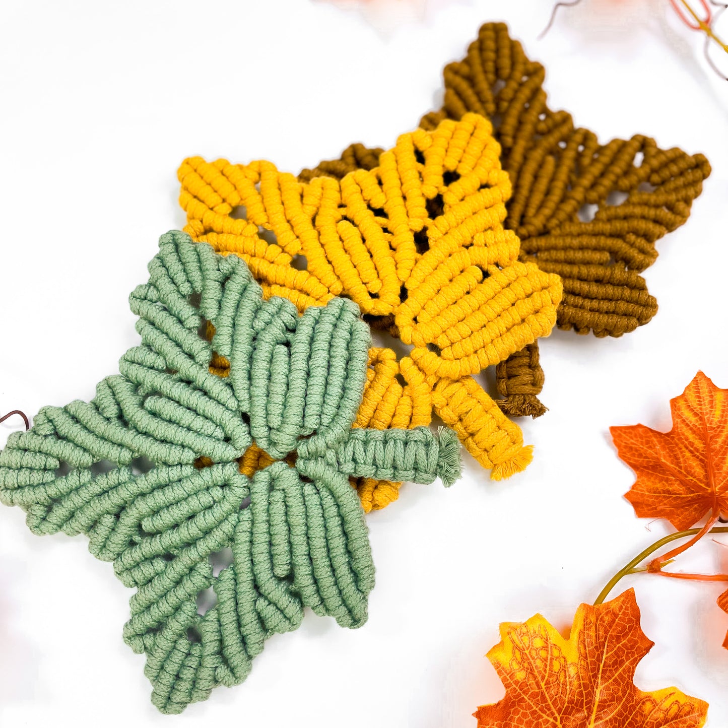 Macrame Autumn Leaf - Digital PDF and Knot Guide