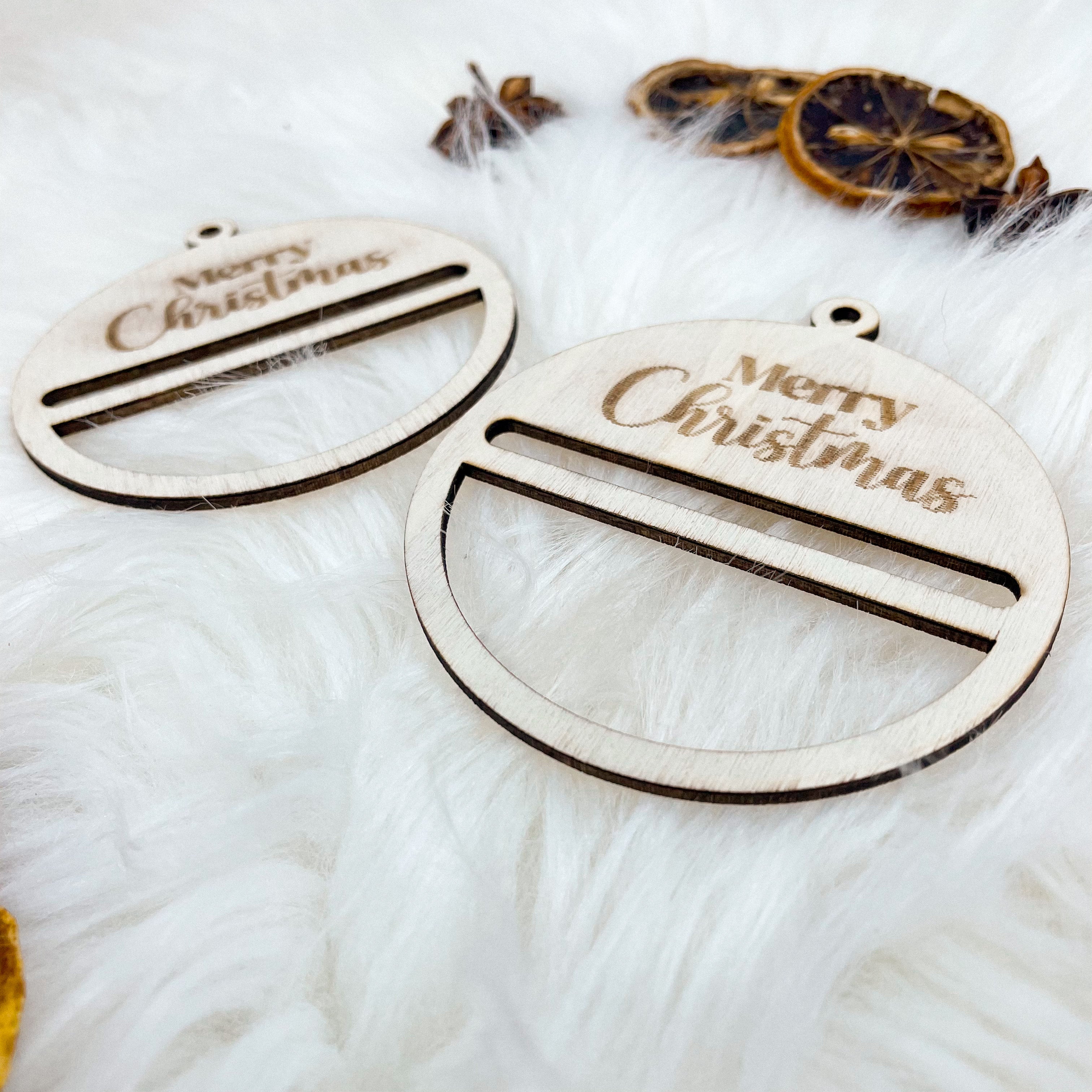 2pcs - Laser Cut Merry Christmas Round Ornament For Christmas Tree